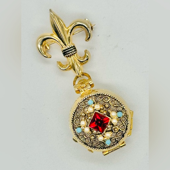 Coro Jewelry - Vintage Coro Pegasus Locket Brooch Pin 4 Way Gold Tone Pin Ruby Turquoise